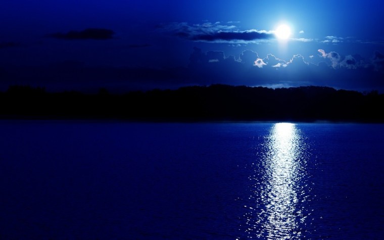 Feel Good Group - Emblem of the North - the Moon